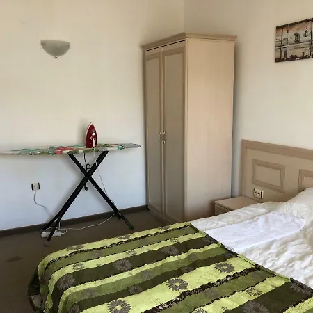 Friends On The Beach - Ver. Sb Apartment *